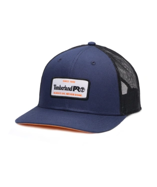 "A.D.N.D. Trucker Logo: Elegantes Mid-Profile Design für deinen Stil."